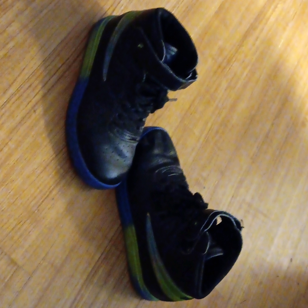 Fila boys sneakers